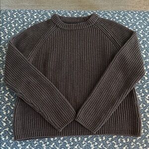 Quince 100% Organic Cotton Fisherman Crew. Size M